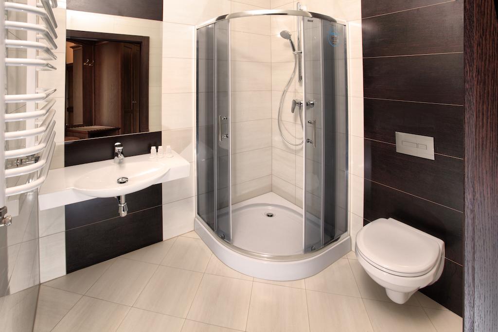 The Amber Business & Spa Hotel Олєшніца Екстер'єр фото